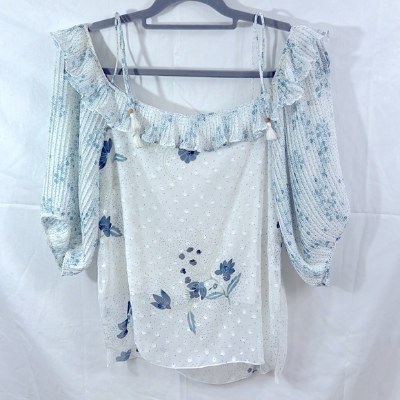 SeeByChloe off shoulder top wide sleeve pictures for details. - Picture 1 of 9